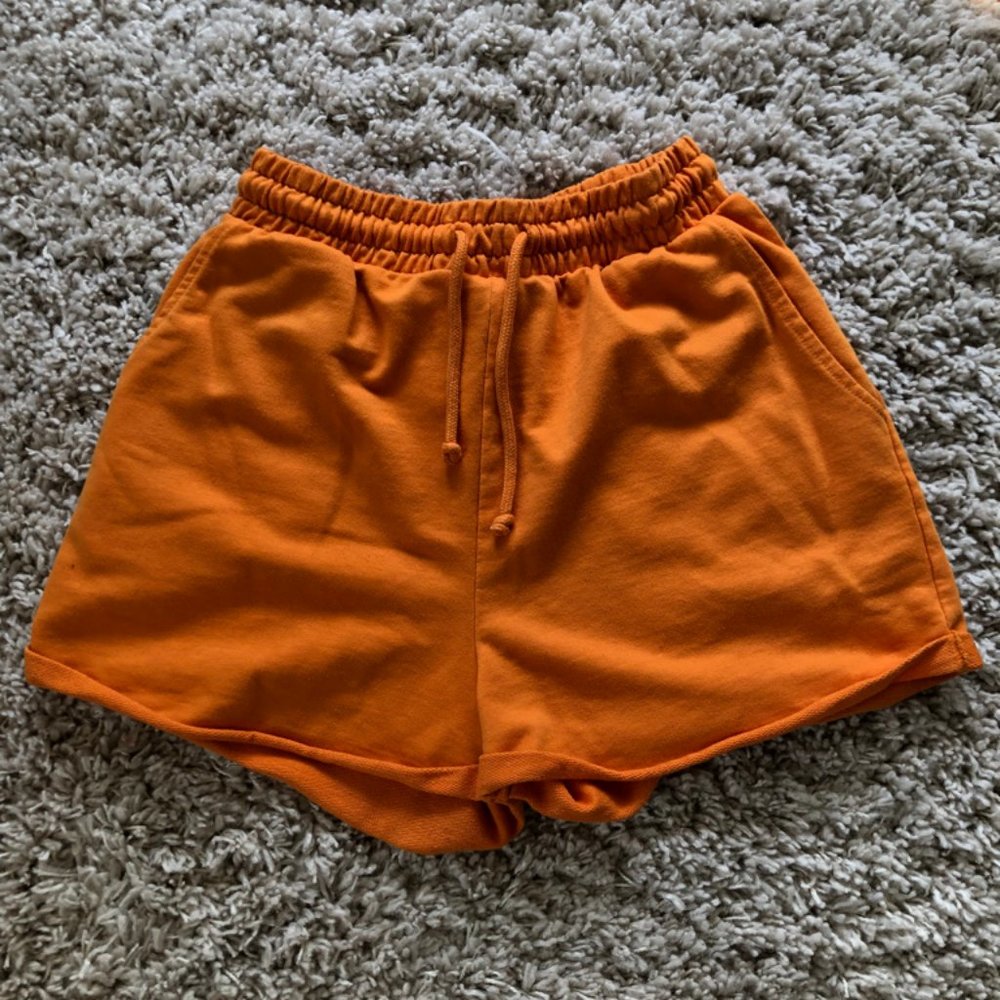 MISSGUIDED Turn-Up Running Shorts